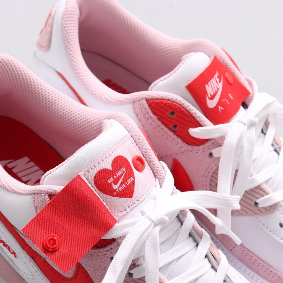Nike AM90 QS Valentine's Day True Love Letter DD8029-100