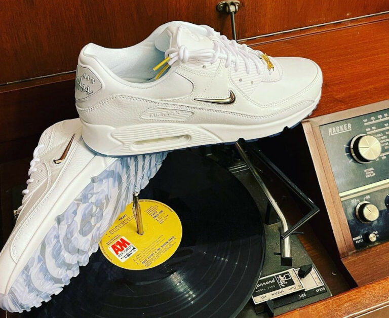 air max 90 nrg pirate radio