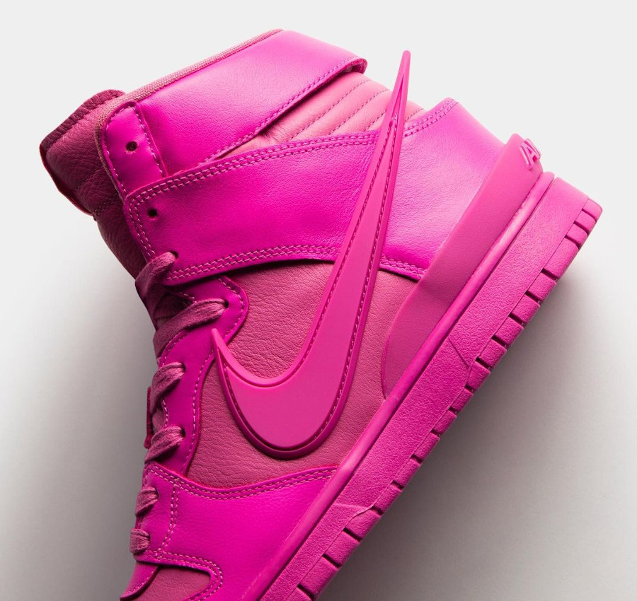 CU7544-600 que vaut la Yoon Nike Ambush Dunk High Cosmic Fuchsia