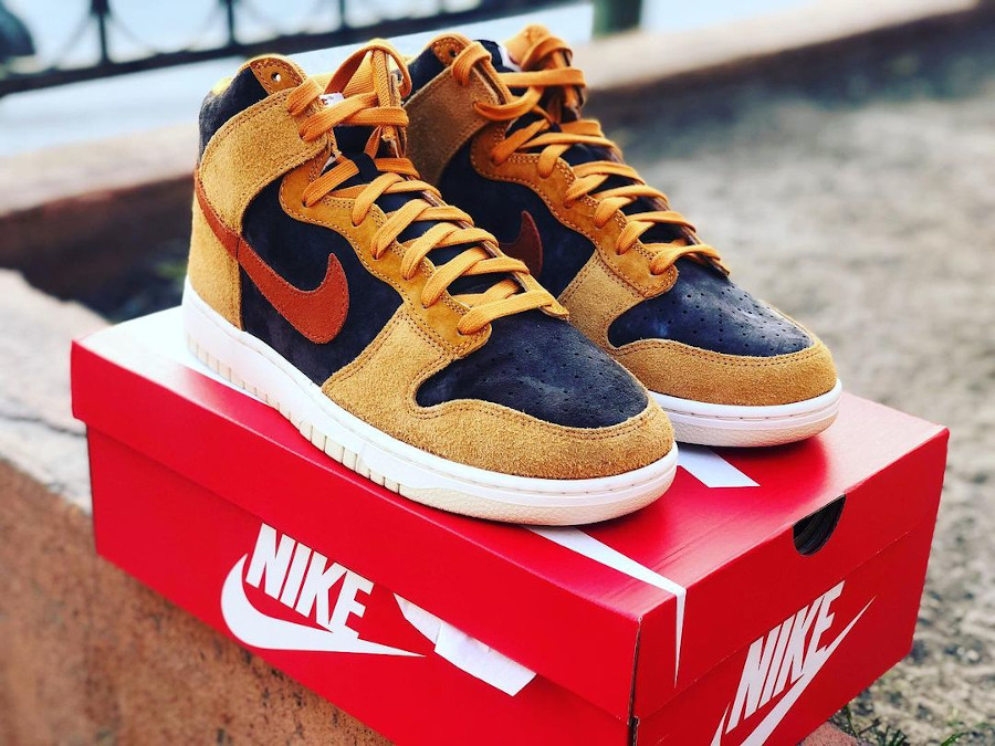 Nike Dunk High PRM Dark Curry Russet DD1401 200