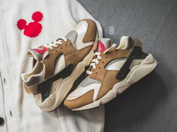 Nike x Stussy Air Huarache Le Desert Oak 2021 DD1381 200 600x445