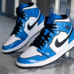 AJ1 Mid SE Patent Leather Signal Blue DD6834-402