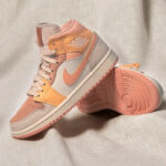 AJ1 Wmns Mid Apricot Agate Atomic Orange DH4270 800