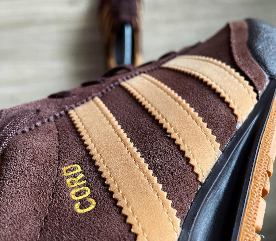 Adidas Cord retro marron et beige (5)