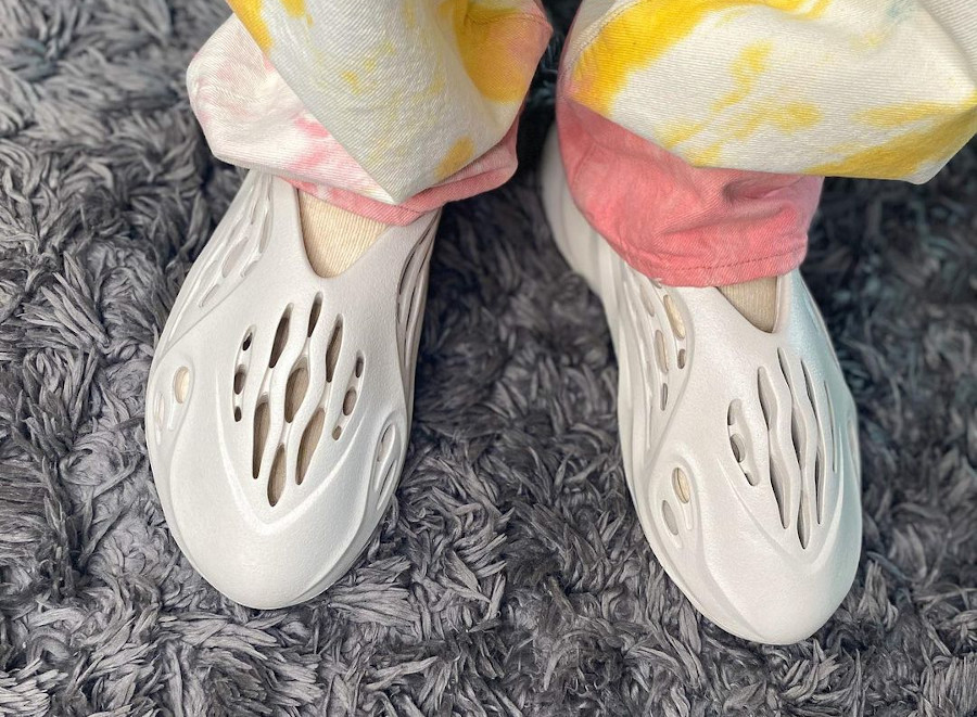 Adidas Yeezy Foam Runner beige (1)