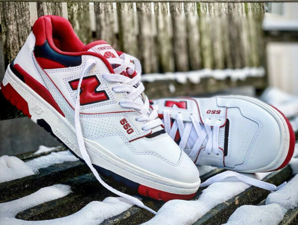 Que vaut la NB 550 BB550SE1 White Team Red AimÃ© Leon Dore
