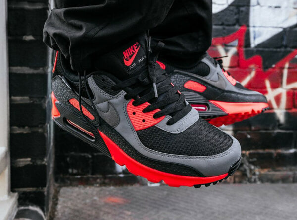 Air max 90 noir et 2025 rouge