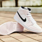 AJ1 Mid Wmns Light Violet Barely Rose BQ6472-500