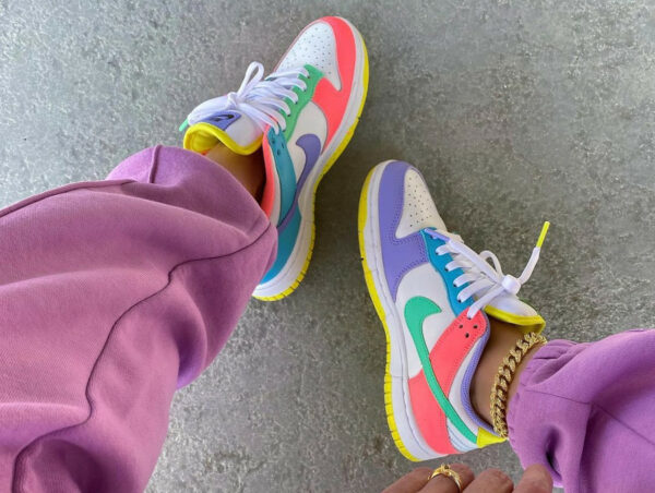 easter dunk low womens