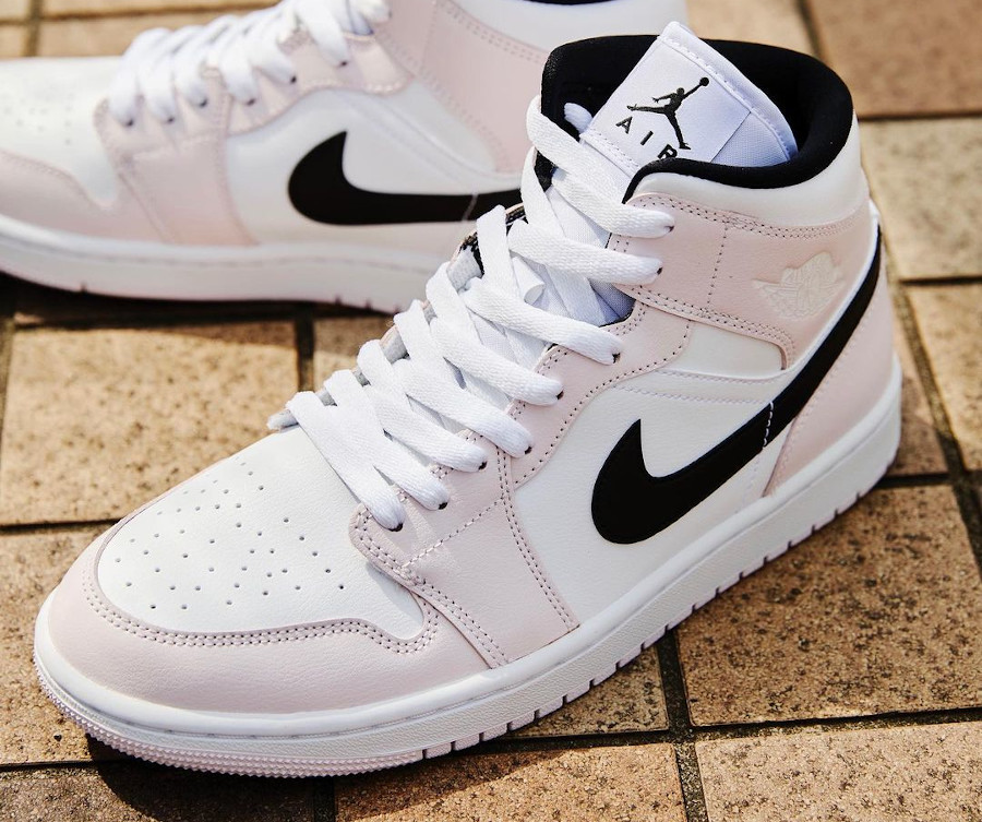 air jordan rose et blanche