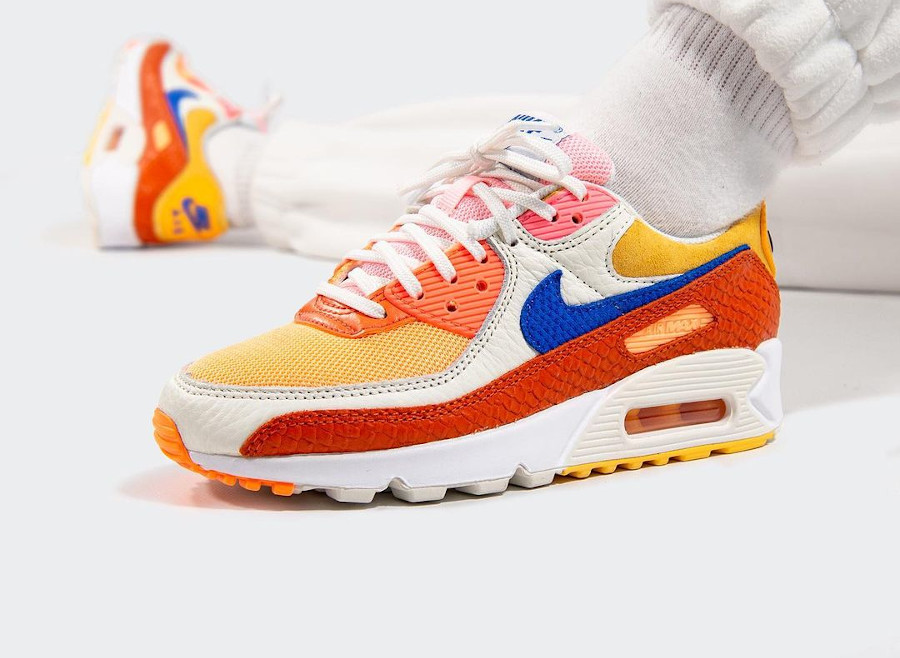 Nike AM90 PRM Snakeskin Campfire Orange DJ8517 800