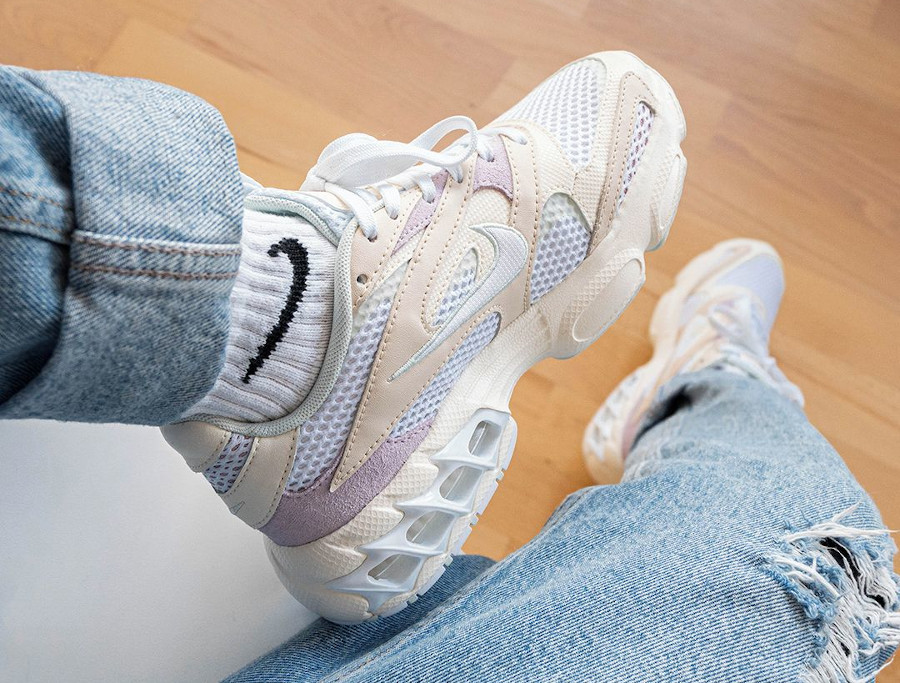 Nike Wmns Zoom Air Fire Beige pas cher