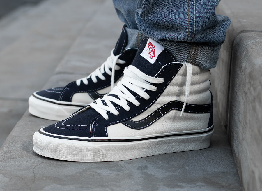 Vans Sk8 Hi 38 DX Anaheim Factory Navy VN0A38GF4UJ