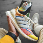 Adidas UltraBoost 5.0 DNA Pride Love Unites 2021 GW5125