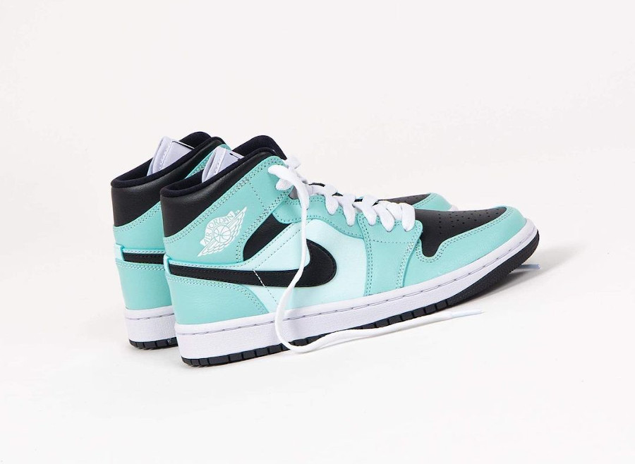 Air jordan hotsell bleu turquoise