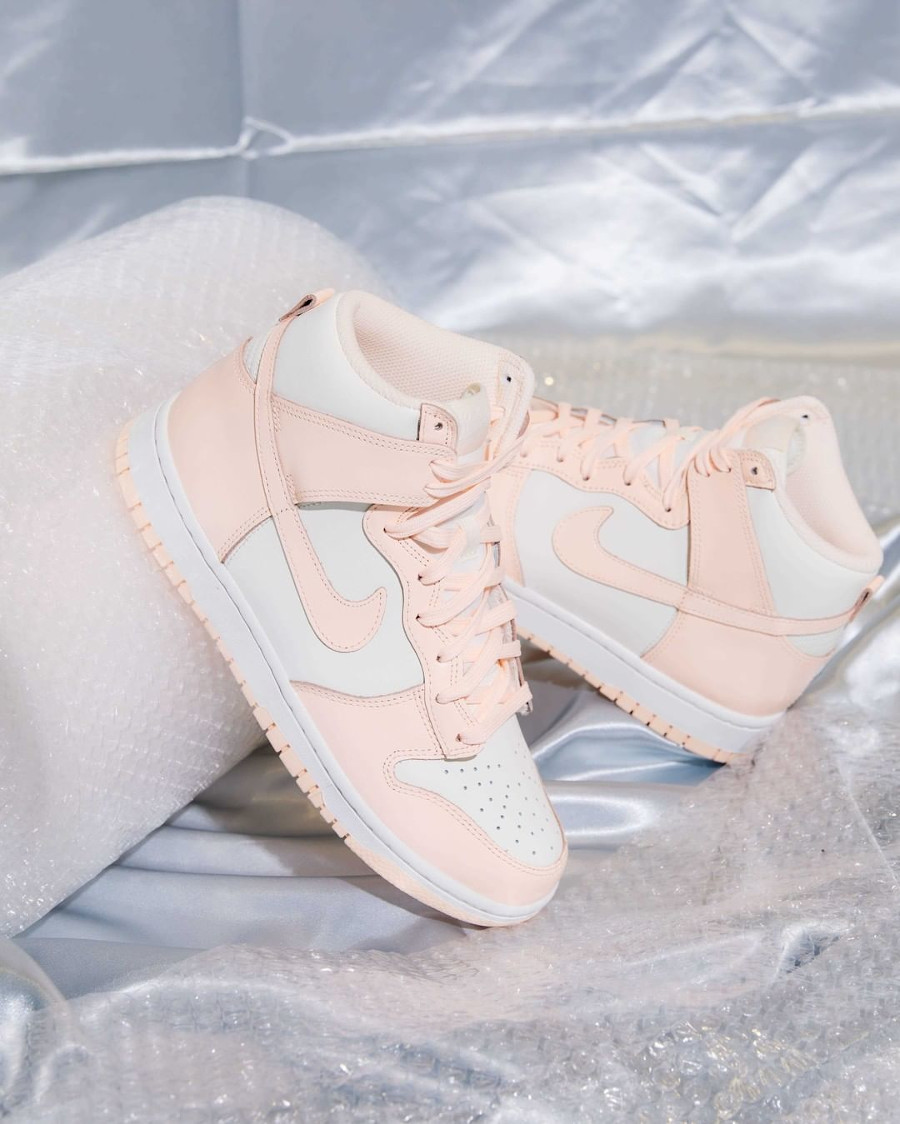 Que vaut la Nike Dunk High Wmns Pastel Crimson Tint Sail DD1869 104