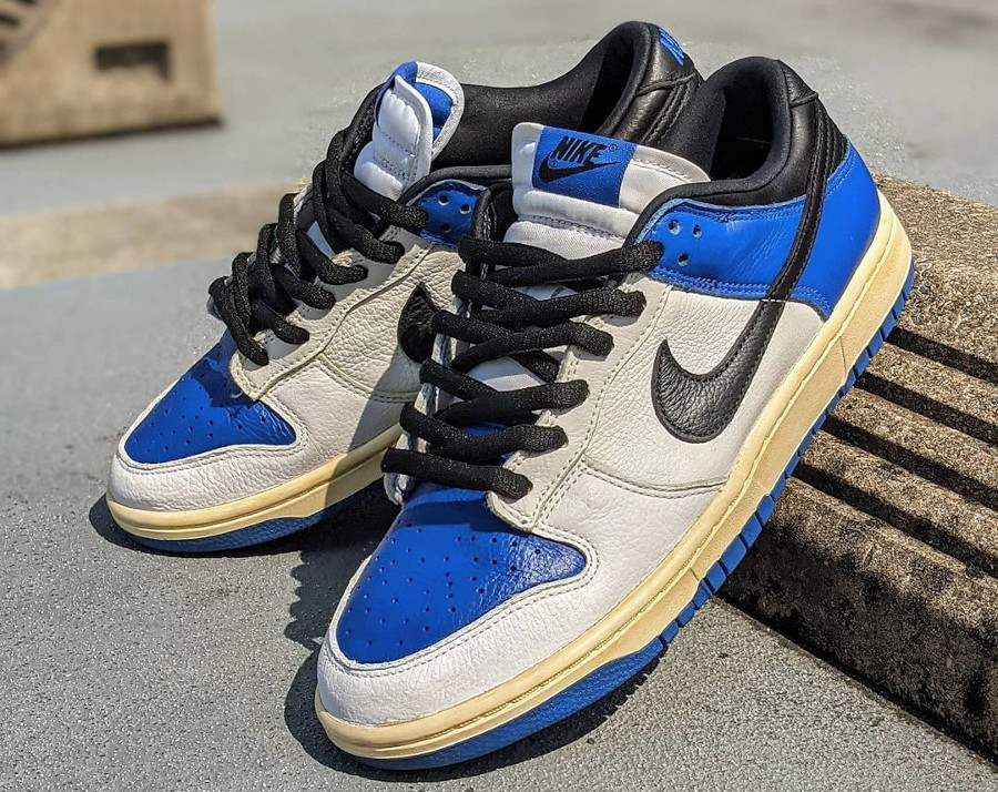 nike dunk low you by travis