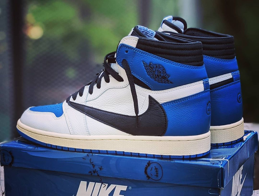 AJ1 x TS x Fragment Retro High OG SP Military Blue Cactus Jack (couv)