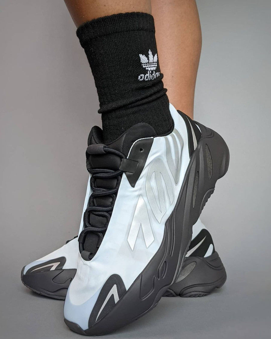 Que vaut la Adidas Yeezy 700 Boost MNVN Blue Tint de Kanye West