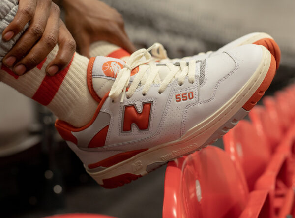 new balance 690 orange