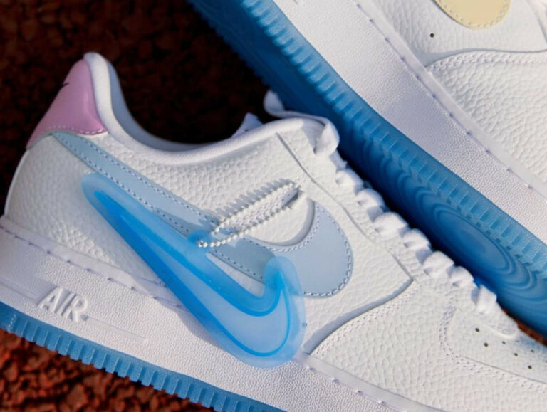 Nike W AF1 '07 LX UV Reactive Swoosh White Blue