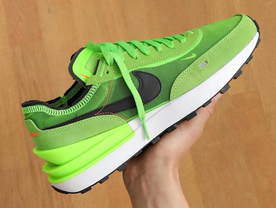 Nike Waffle One Sacai Electric Green (vert fluo)