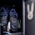 Adidas x Bad Bunny Forum Buckle Low 84 noire Back to School Triple Black GW5021 (couv)