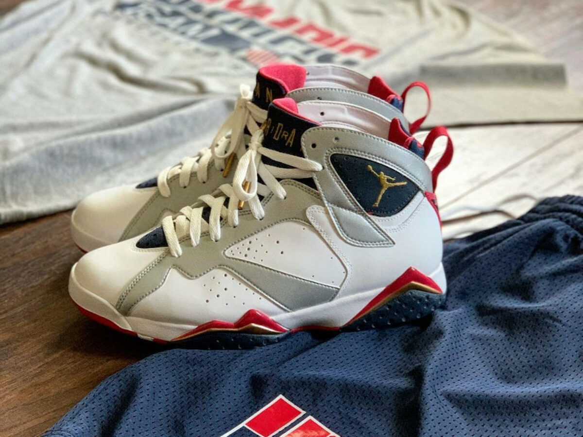 Air Jordan 7 Retro Pacific Blue Pearl White Bright Ceramic