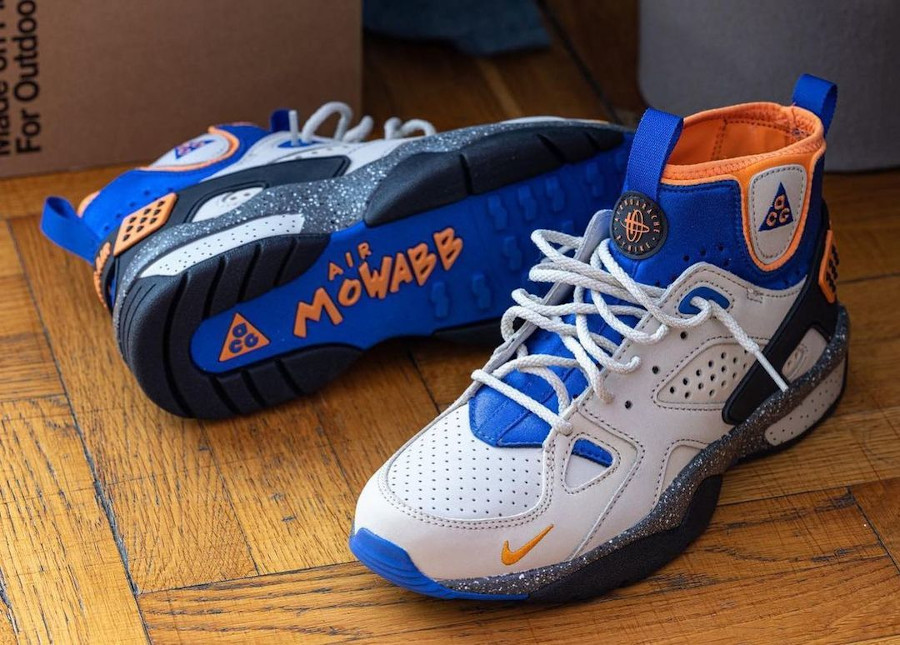 Nike ACG Air Mowabb OG 2021 Rattan Birch Bright Mandarin Hyper Royal (couv)