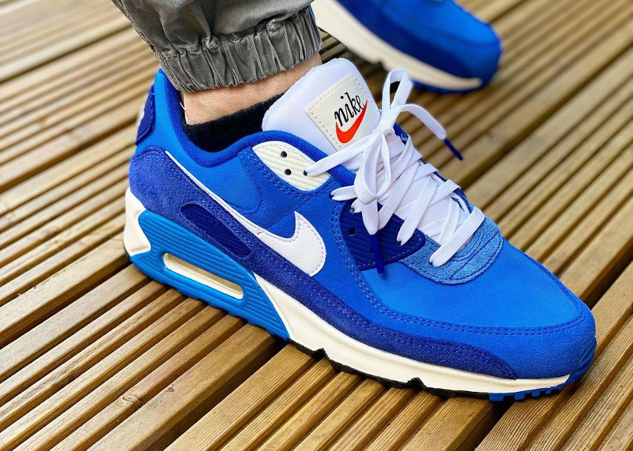 Nike Air Max 90 SE First Use Signal Blue Game Royal DB0636-400