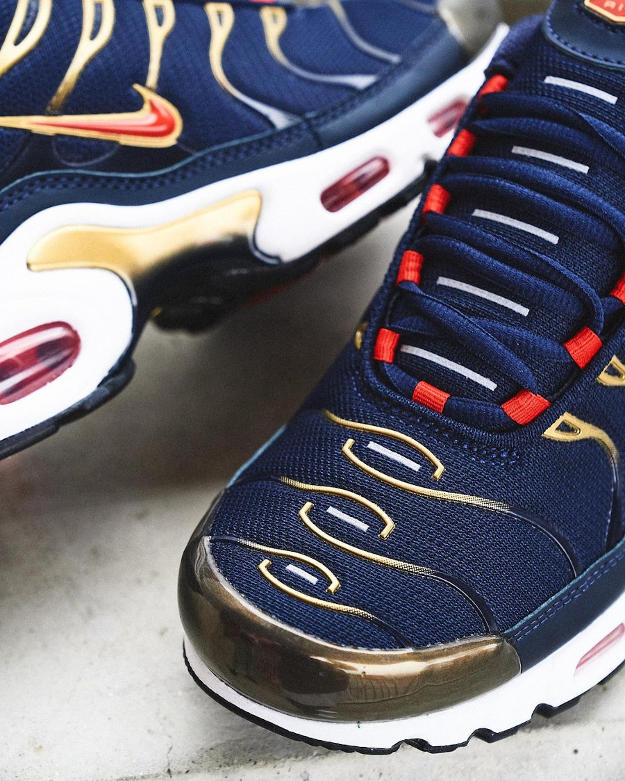 Nike hotsell tn doré