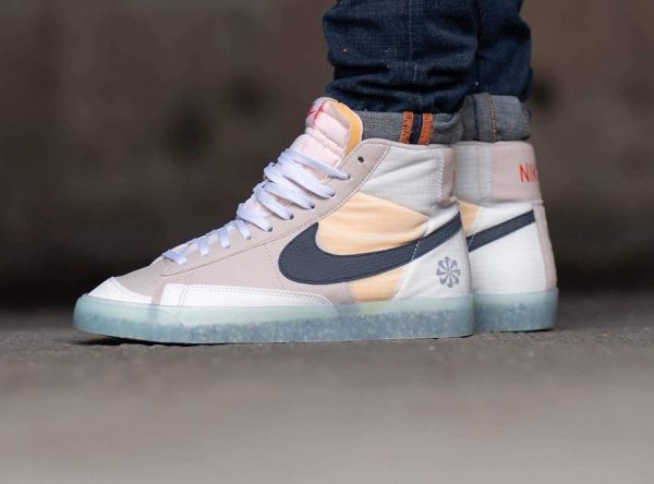 Nike Blazer Mid '77 Cream II Glacier Ice (Move to Zero) on feet