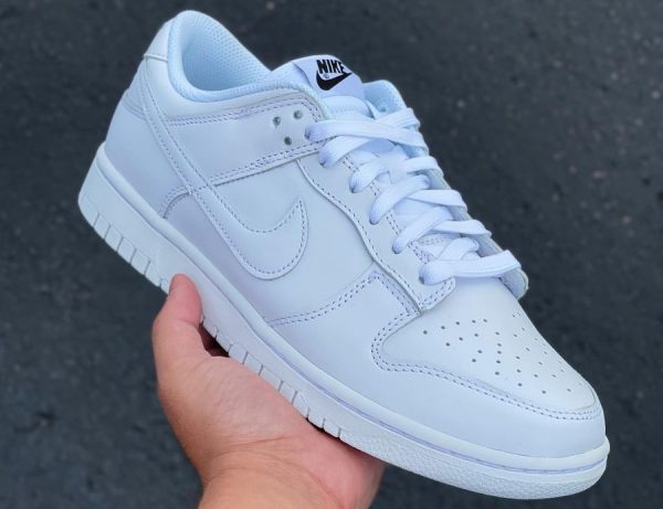 Nike Wmns Dunk Low Triple White 2021 (toute blanche) DD1503-109