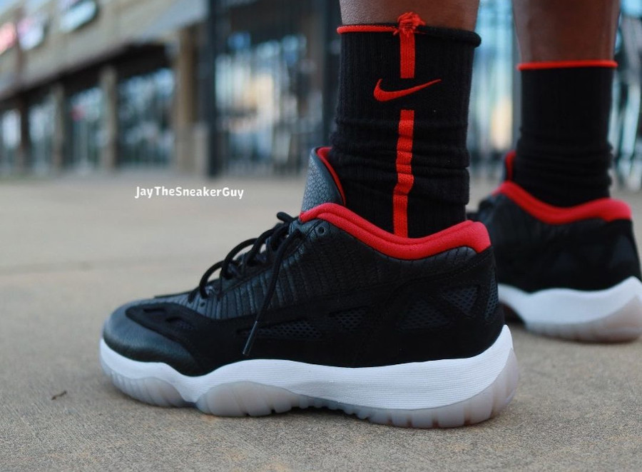 Jordan 11 cheap low rouge