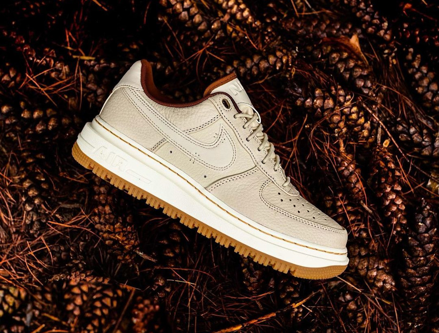 Nike Air Force 1 Luxe Pearl White Pale Ivory Pecan'