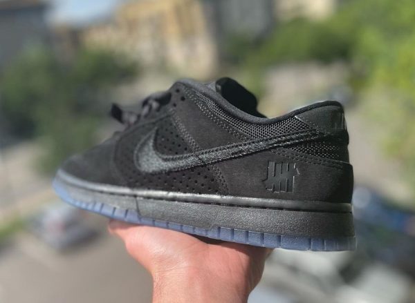 undefeated × Nike DUNK LOW SP BLACK
