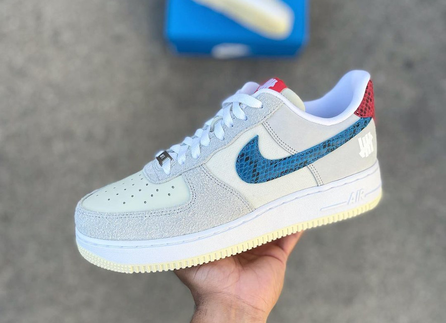 UNDFTD x Nike Air Force One Snakeskin blanche et grise (2)