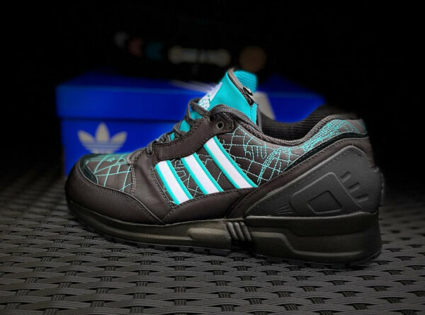 Adidas Consortium Equipment Cushion 91 2021 noire et verte 6 600x445