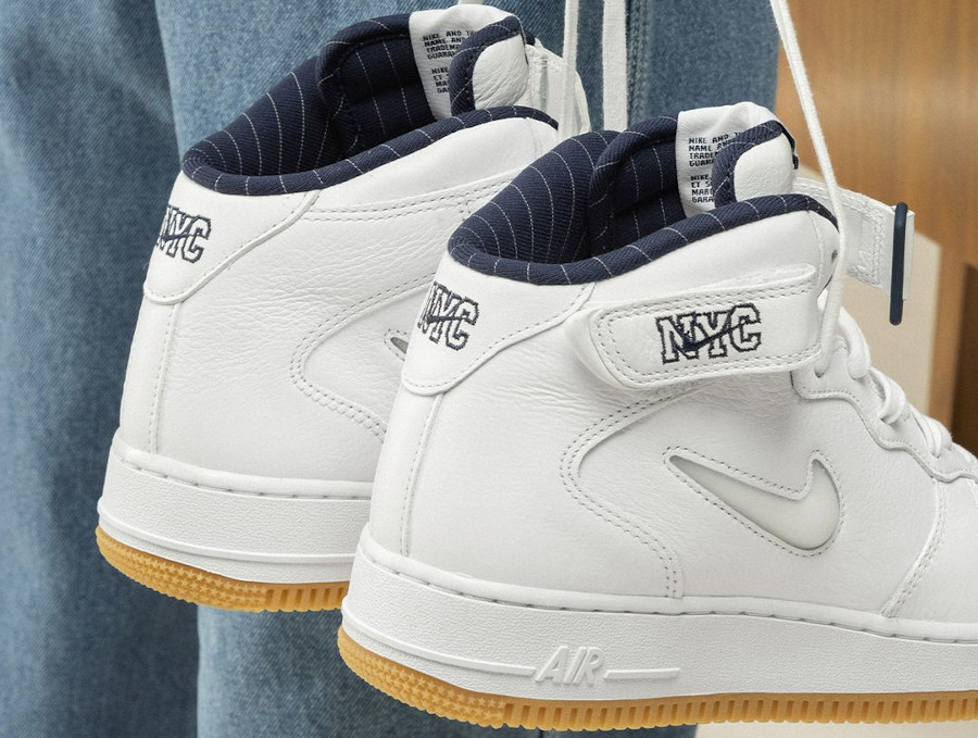 Nike AF1 Mid Jewel Swoosh NYC White Midnight Navy