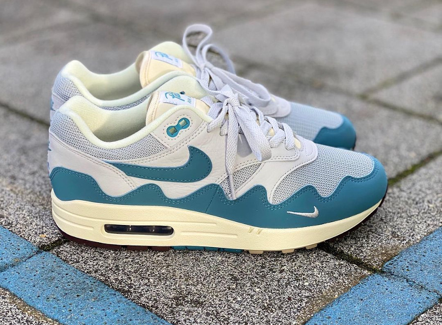 DH1348-004 : que vaut la Nike Air Max 1 AM1 x Patta Wave Aqua Noise ?