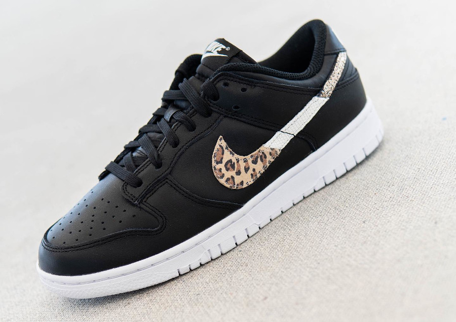 Nike Wmns Dunk Low SE Animal Instinct Swoosh Black DD7099-001