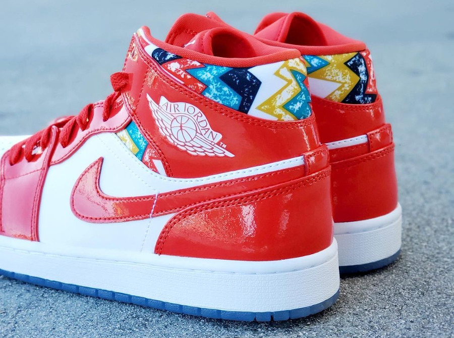 Air Jordan 1 Mid en cuir brillant rouge 2021 (couv)