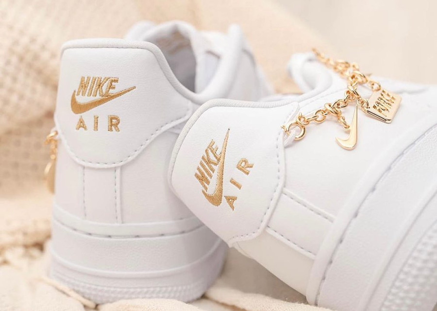 Le top 3 des promotions sur les baskets Nike Air Force 1 pendant