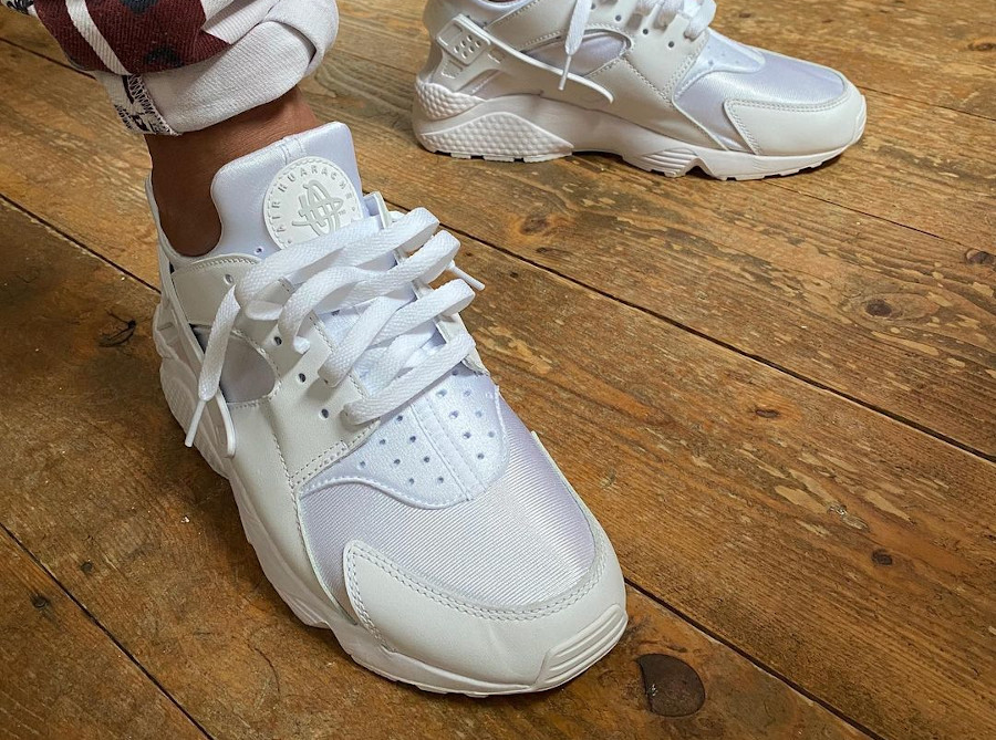 Nike Air Huarache Triple White blanche pas cher