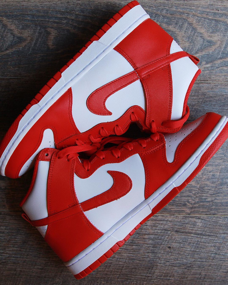 Nike Dunk Hi 2021 blanche et rouge (1)
