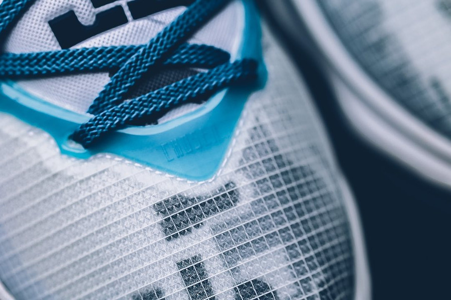 Nike Lebron XIX spacejam blanche et bleu (6)