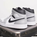 Air Jordan 1 Mid Light Smoke Grey Anthracite White 2022