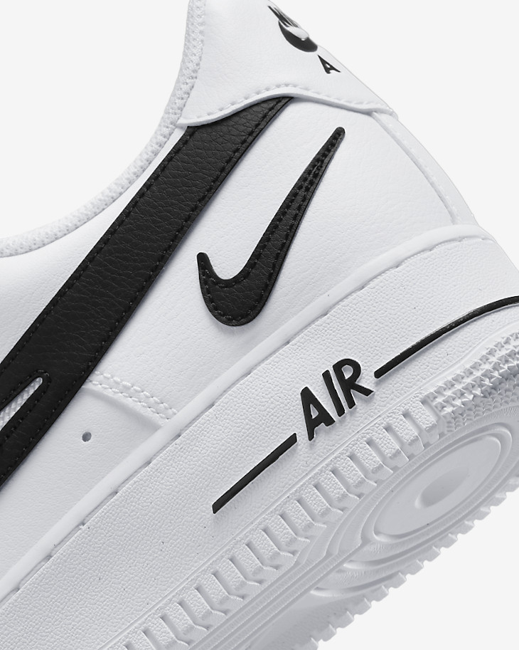 Nike Air Force 1 '07 Low blanche et noire (Swoosh découpé) (2)