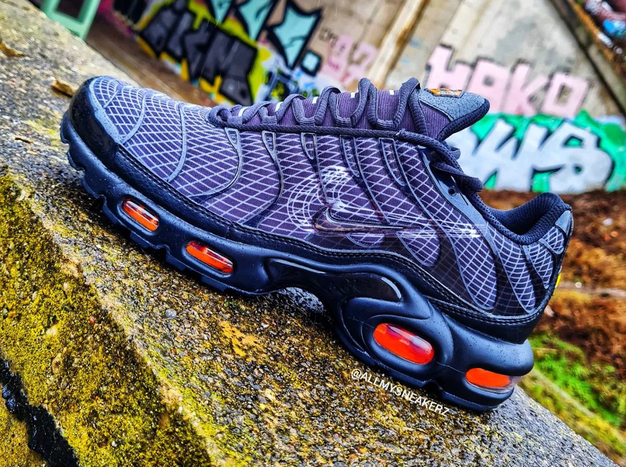 Nike Air Max Plus TN1 3D Live Black Orange DR0138 001