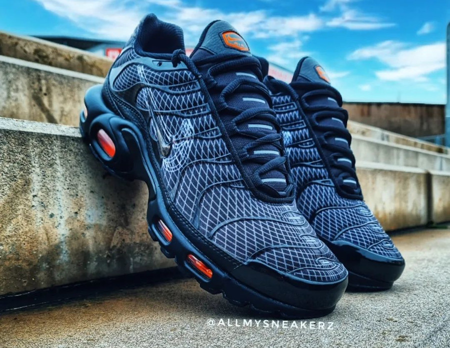 sin embargo Reportero Bigote Que vaut la Nike Air Max Plus TN1 3D Swoosh Black Orange DR0138 ?